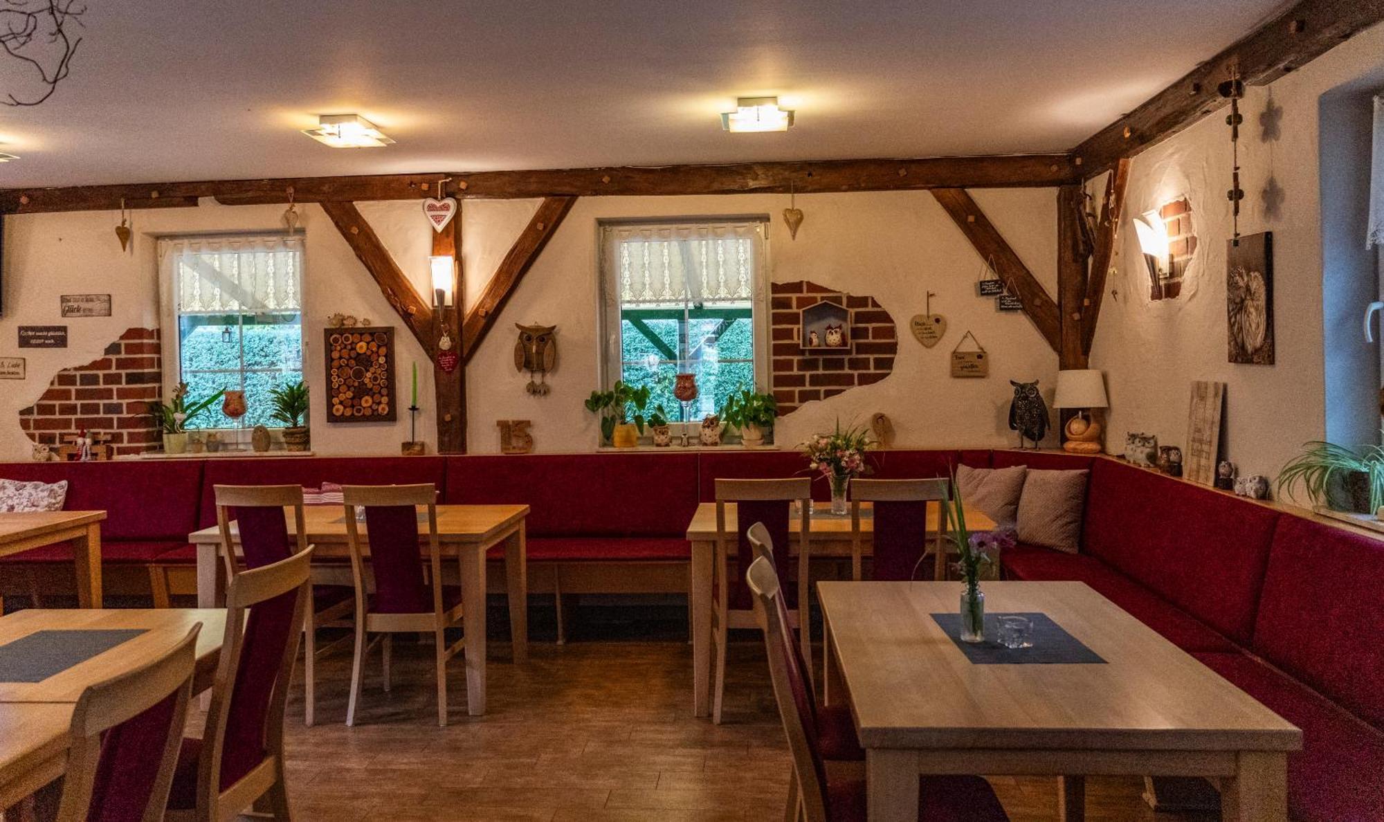 Gasthaus & Pension Am Kurfuerstendamm Burg  Buitenkant foto